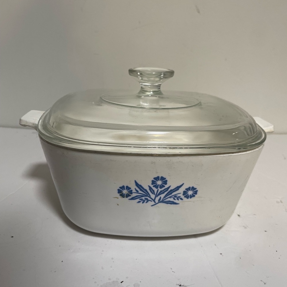 Vintage Corning Ware Blue Cornflower 60 oz Casserole Dish with Glass Lid